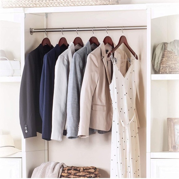 50 WOODEN HANGENRS set brown cherry wood - Picture 2 of 9